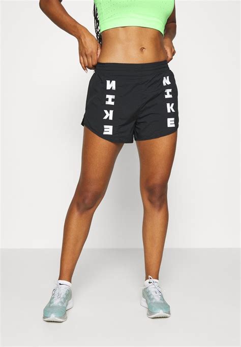 sportbroek dames kort nike|sportbroeken dames.